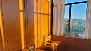 In-room dining - Posada Spa La Arabela (Huerta Grande)