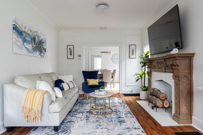 Smart TV, fireplace, computer monitors, printers