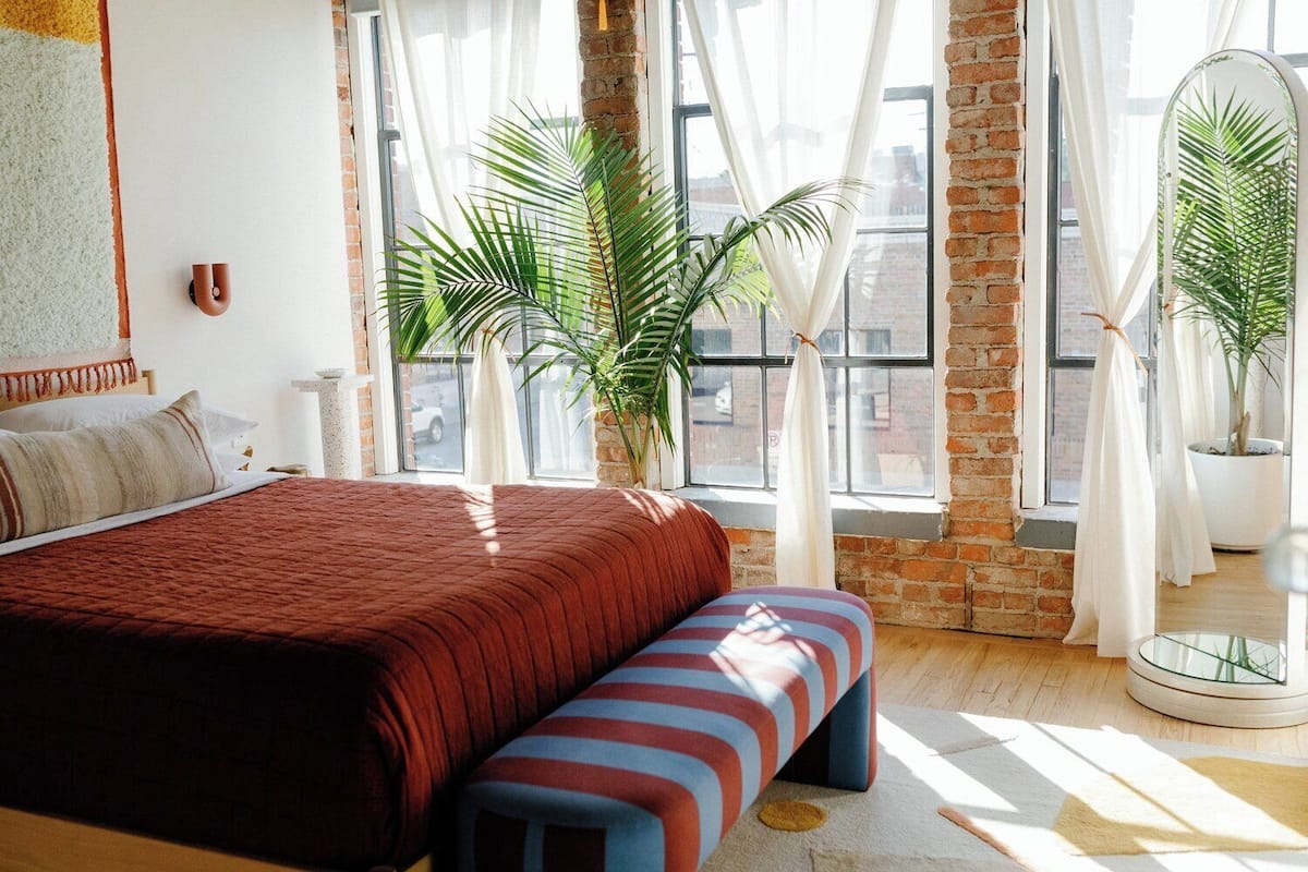 Executive Suite | Individually decorated, individually furnished, desk, laptop workspace