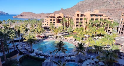 Villa Del Palmar in Loreto, Luxurious Relaxation & Adventure, Resort Life