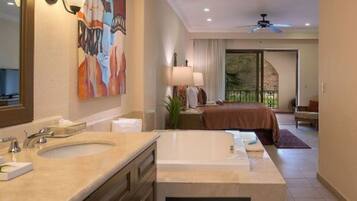 2 chambres, coffres-forts dans les chambres, fer et planche Ă repasser