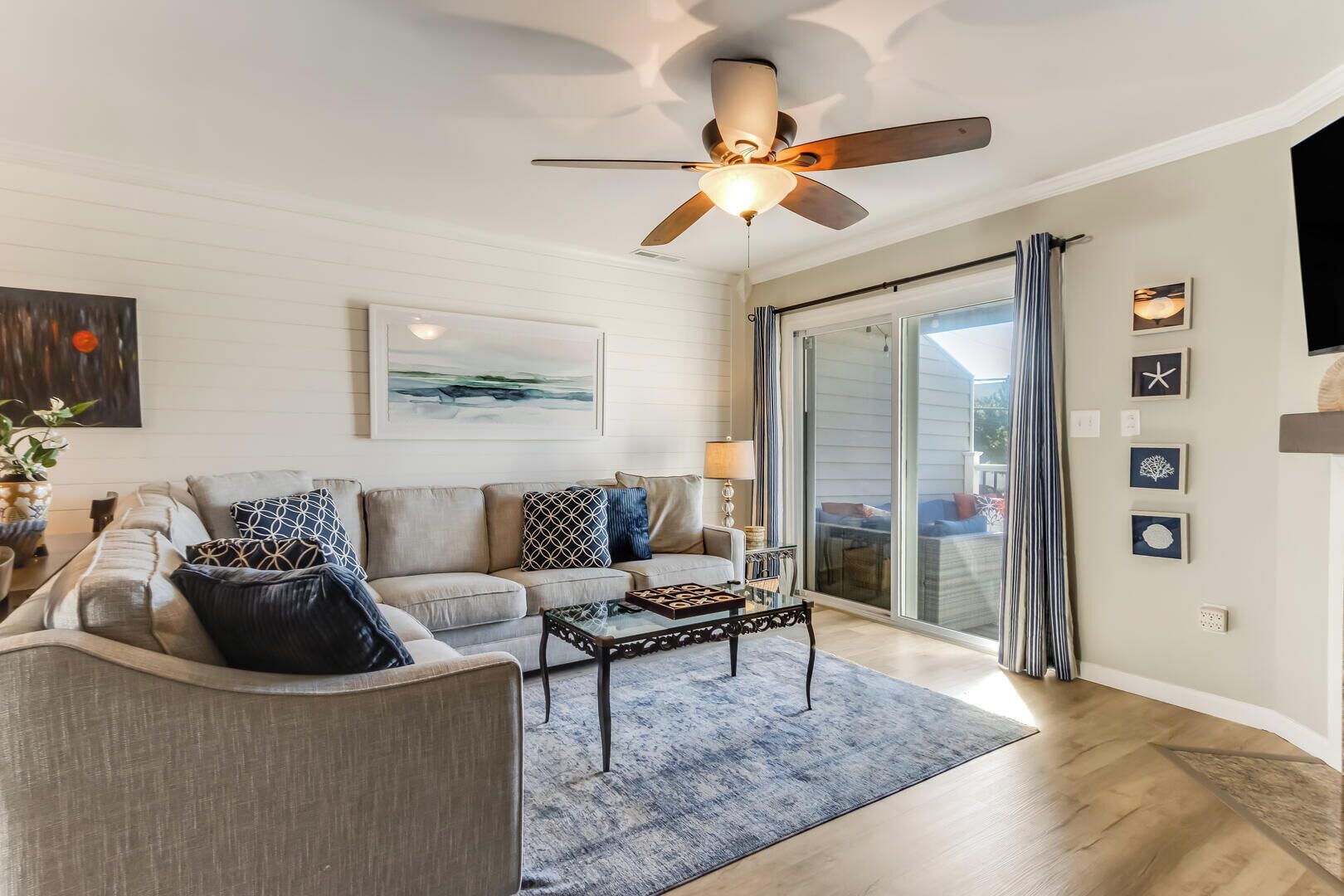 House, Multiple Beds, Kitchen, Garden View | Living area