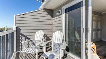 House, Multiple Beds, Kitchen, Garden View | Terrace/patio