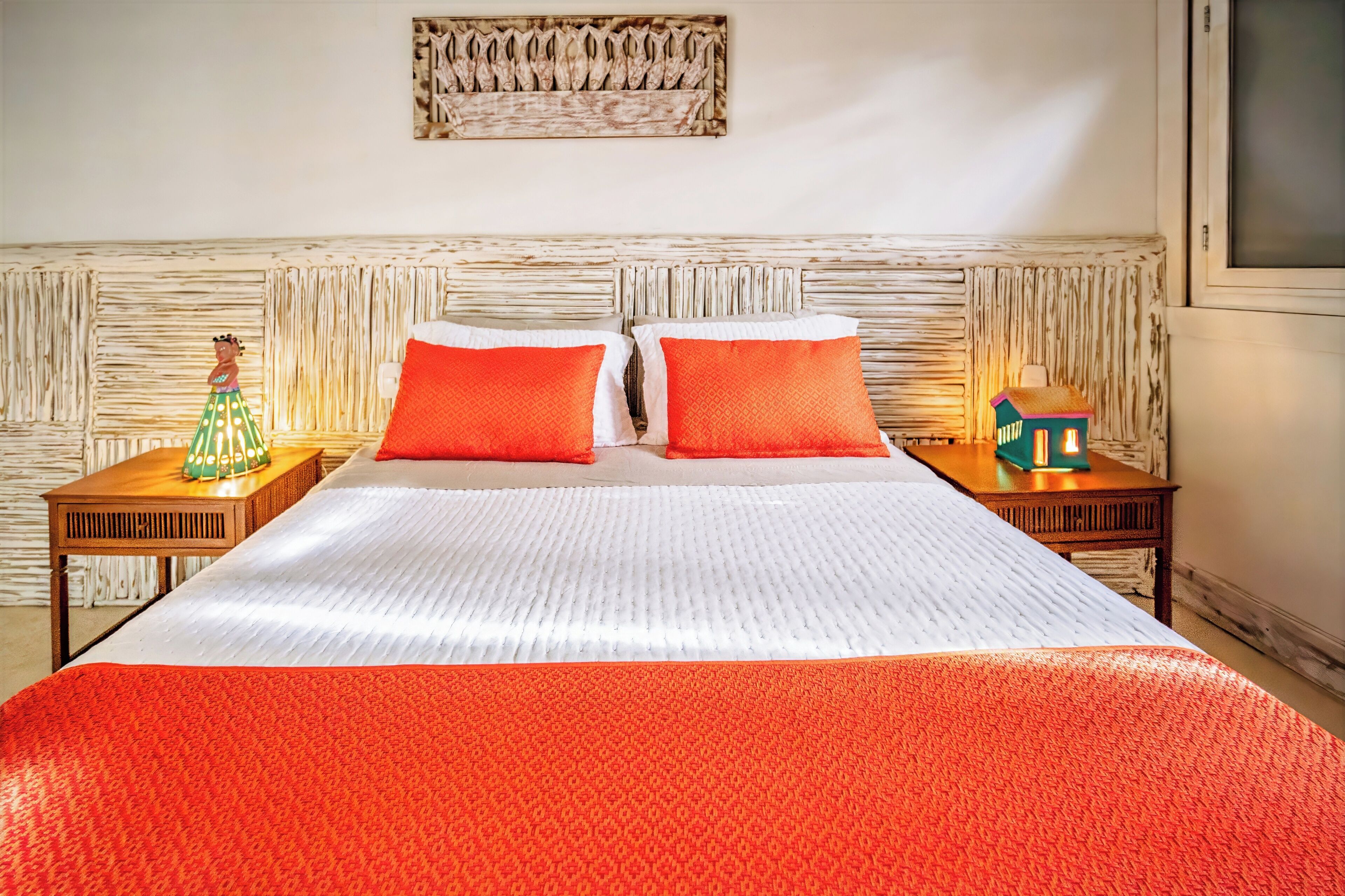 免费 WiFi、床单