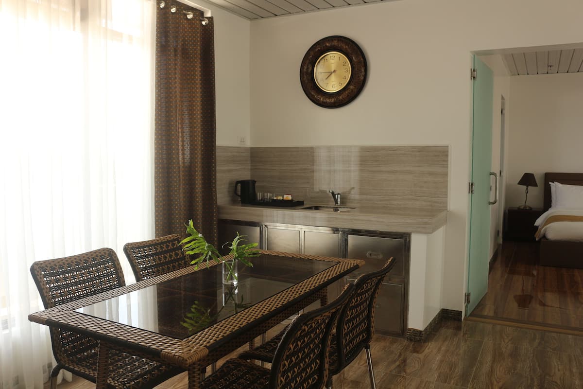 Suite | Living area