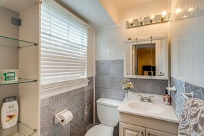 Dusche, Haartrockner, Bidet, Handtücher