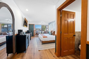 Standard Single Room, 1 King Bed, Ground Floor | 1 bedroom, premium bedding, free WiFi, bed sheets