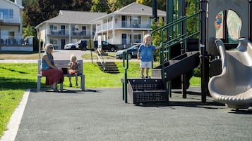 Außen-Kinderspielplatz