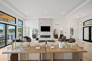 Smart TV, fireplace, video games