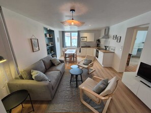 Living area - Apartment No. 1: Sybèle (La Gaubretière)