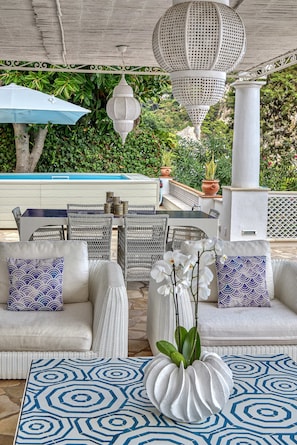 Outdoor dining - Villa Nicole by My Villa Collection (Capri)