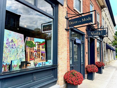 Stylish Heritage Downtown Gem near Stewart Park and Tay Basin