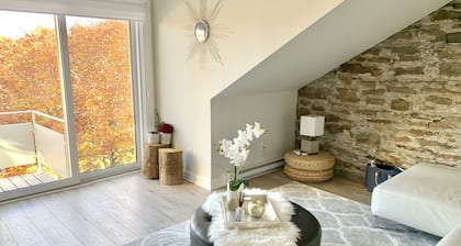 Designer Maisonnette with Stunning Tay Basin and Fountain View