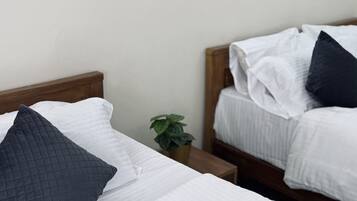 Family Double or Twin Room, Mountain View