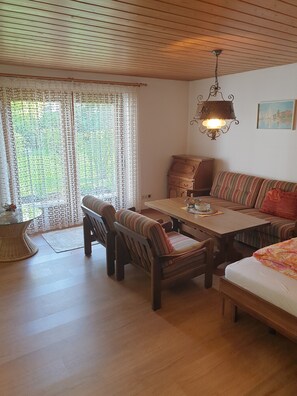 Interior - Landhaus Münz, quiet vacation apartment near Hopfen am See near Füssen (Hopferau)