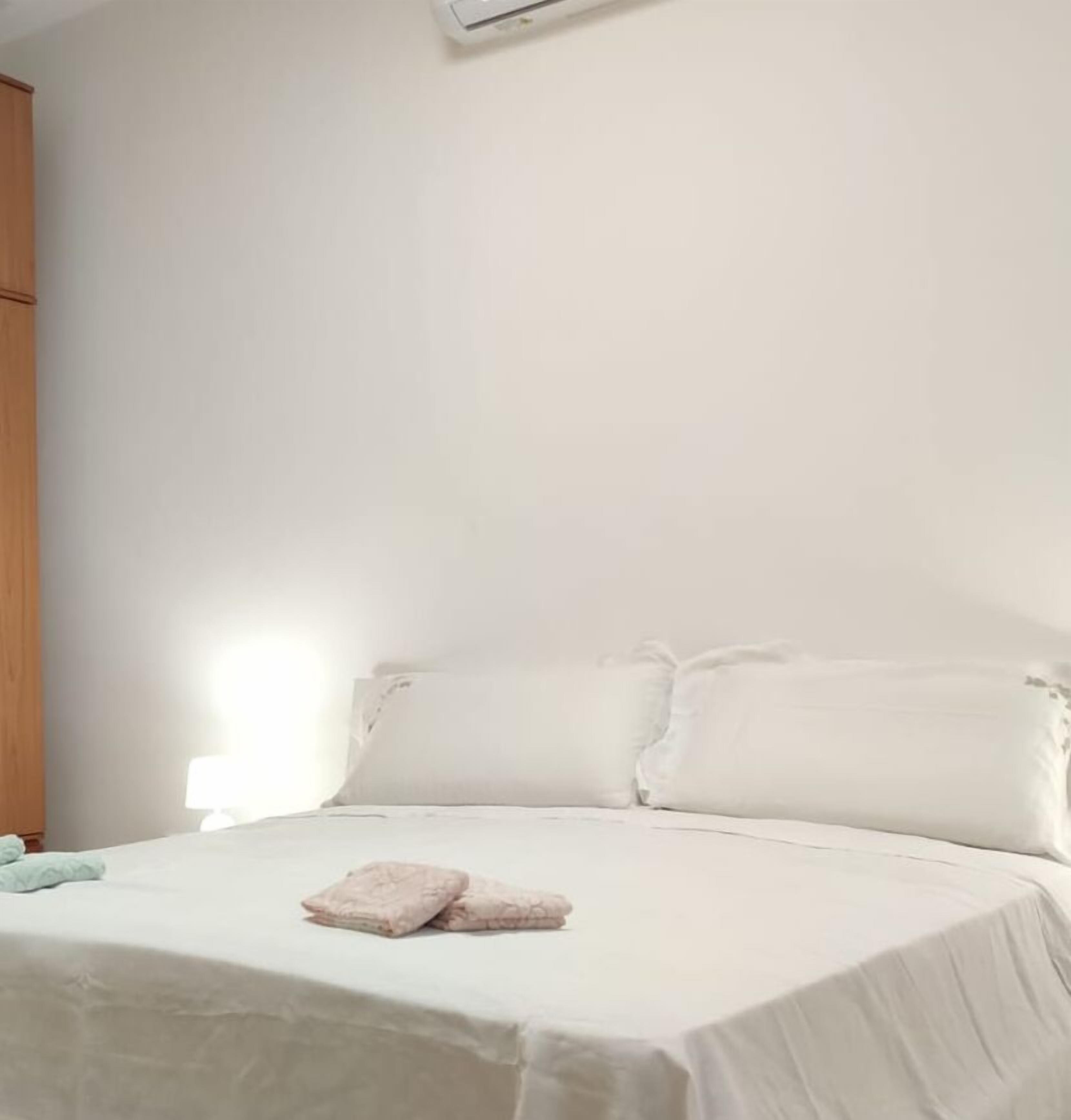 9 Schlafzimmer, Bügeleisen/Bügelbrett, WLAN, Bettwäsche