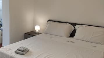 9 makuuhuonetta, silitysrauta/-lauta, Wi-Fi, vuodevaatteet