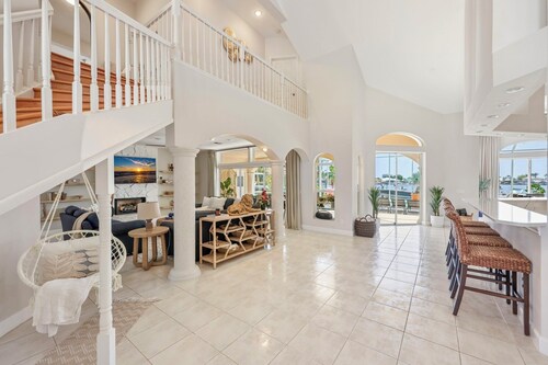 Sunset view villa