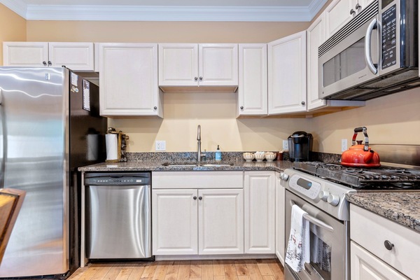 Fridge, microwave, oven, dishwasher