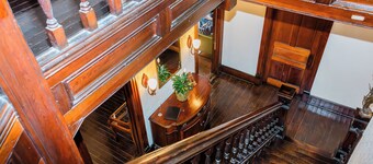 Victorian Bed & Breakfast in Charming Mountain Town