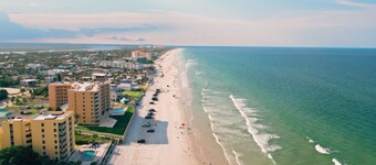 LaLa`s Beach Retreat - Spacious two story home next to Flagler Ave and the beach