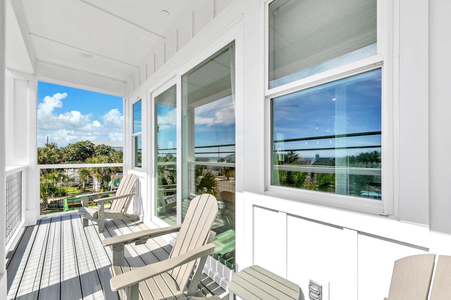 House, Multiple Beds (Golden Seashell West) | Terrace/patio