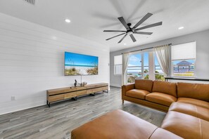 House, Multiple Beds (Golden Seashell West) | Living area - Golden Seashell West (Panama City Beach)
