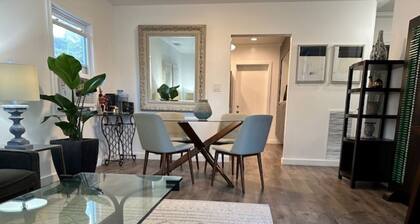 Kong Guest H-5 mins walk to Venice Canal and Beach, Abbot Kinney's famous street