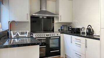 Dishwasher, highchair