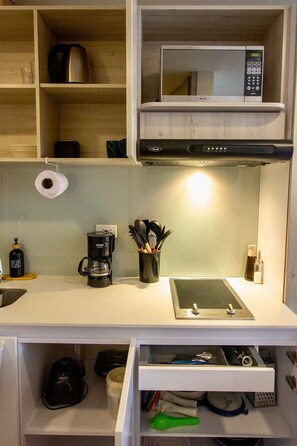 Presidential Apartment (TH01I) | Private kitchen - U-GO Edificio Macae (Bogotá)