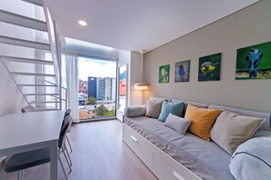 Appartement (BU06J) | Coin séjour | Télévision LED