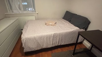 Apartment | 1 bedroom, iron/ironing board, free WiFi, bed sheets