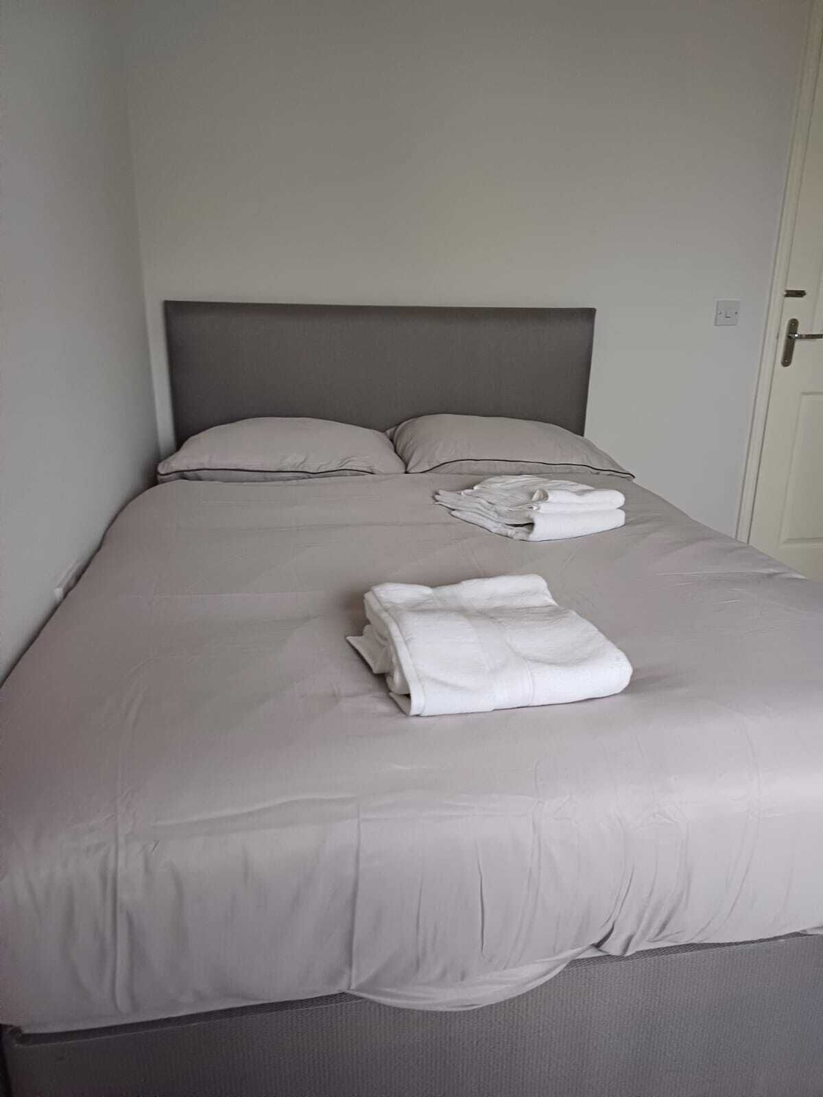 3 間睡房、熨斗/熨衫板、Wi-Fi、床單