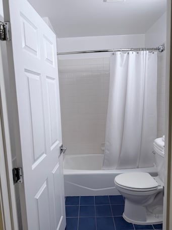 Hair dryer, towels, soap, toilet paper. Hotel on Valencia Street in San Francisco, CA Private Room w/ Private Bath.