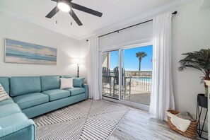 Living area - Beachfront, Bottom-Level Condo at Tradewinds (Orange Beach)