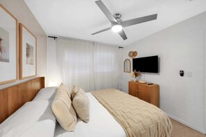 2 chambres, fer et planche à repasser, Wi-Fi gratuit, draps fournis