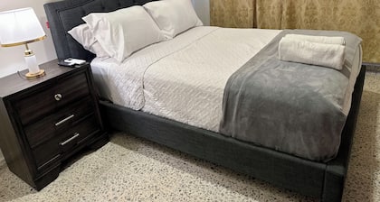 Master Suite Platinum #1