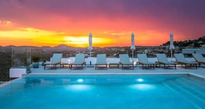 Agnanti Sea View Villa, Breathtaking Views, Unforgettable Stays
