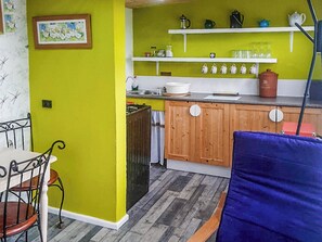 Private kitchen - 1 bedroom accommodation in Llanybydder, near Lampeter (Llanybydder, near Lampeter)