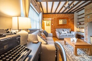 Interior - Swift Host | School Cottage | Dog Friendly (Rural Norfolk)