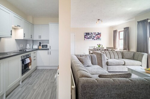 Swift Host | Fishergate 2 bed | River View