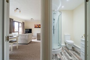 Hair dryer, towels