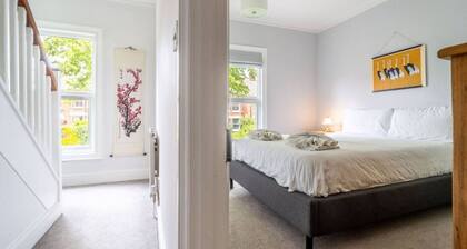 Swift Host | 4 Bedrooms | Golden Triangle