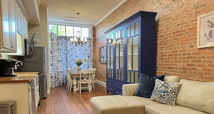 Charming 2 BR/2 bath in Historic District - Rent 1 Suite or Both/8-16 people!