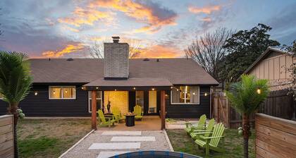 The Onyx Haus - mins away from The Domain