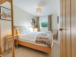 2 bedrooms, WiFi (free), bed sheets - Newbigging Farm Cottage (Auchterarder)