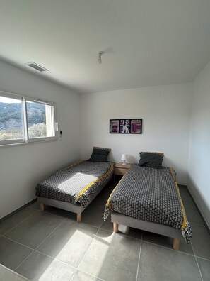 3 habitaciones, wifi y ropa de cama