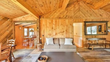 Smart TV, fireplace, foosball, books