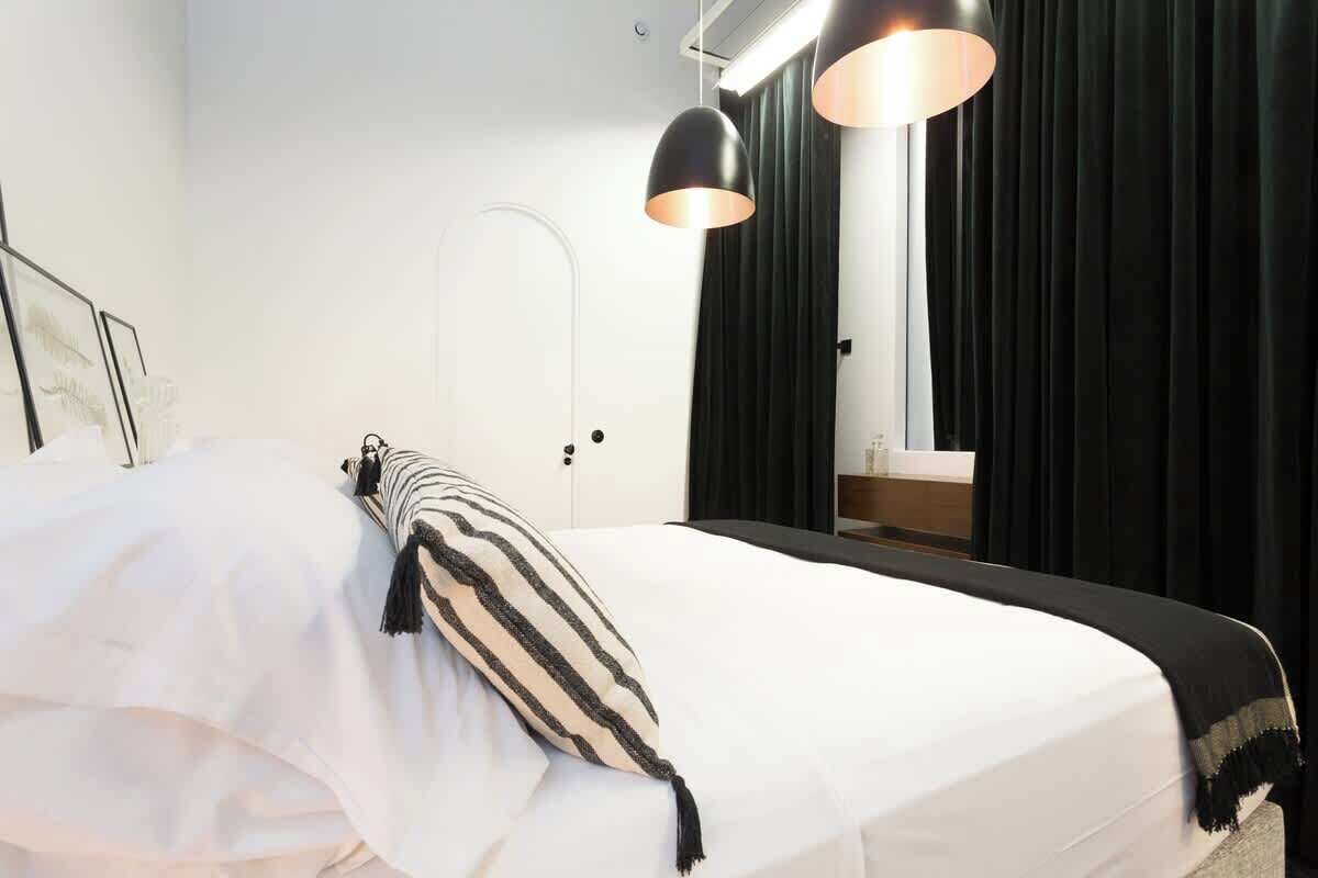 2 bedrooms, iron/ironing board, WiFi (free), bed sheets