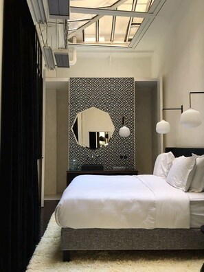 2 bedrooms, iron/ironing board, travel crib, free WiFi